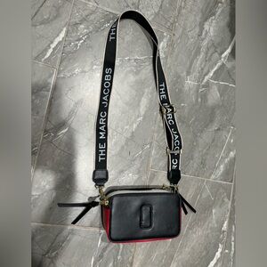 The Snapshot by The Marc Jacobs black white and red